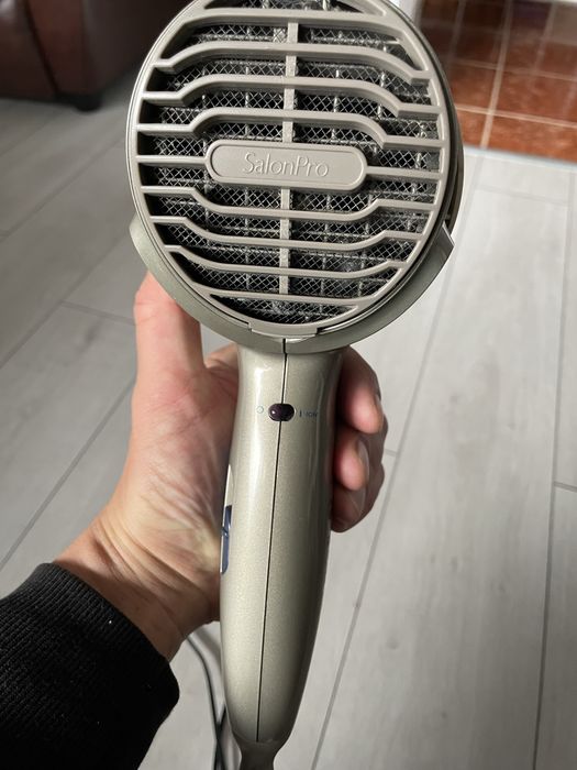 Сешоар-Philips Salon Pro HP-4891(с проблем)