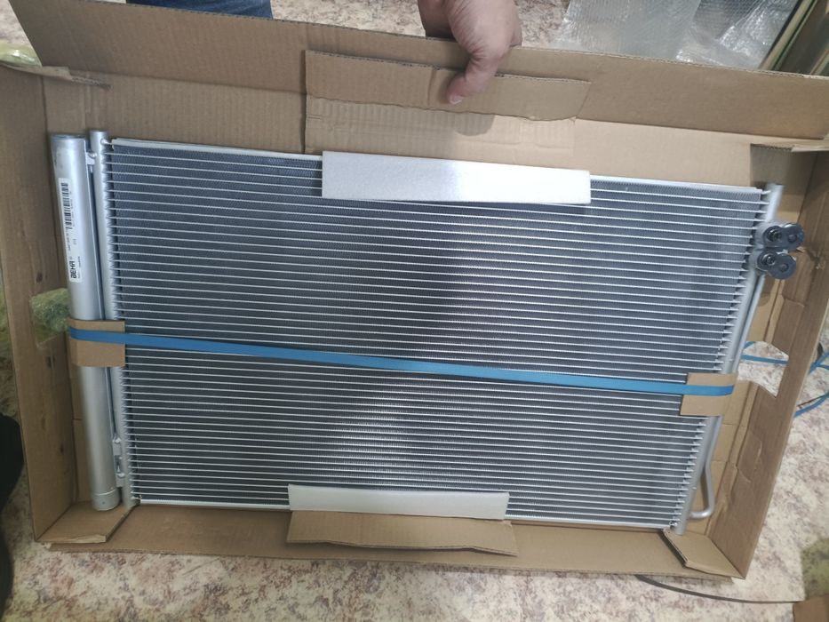 Радиатор Мерседес W447 VITO SPRINTER