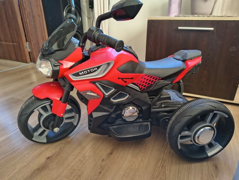 Електрически мотор