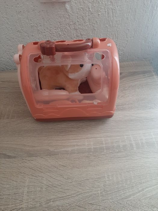 Jucarii catelul la coafor