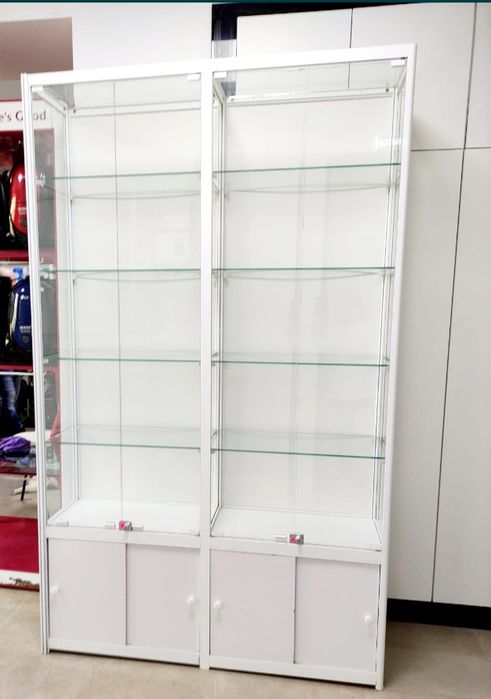 Шкаф продам стол продам