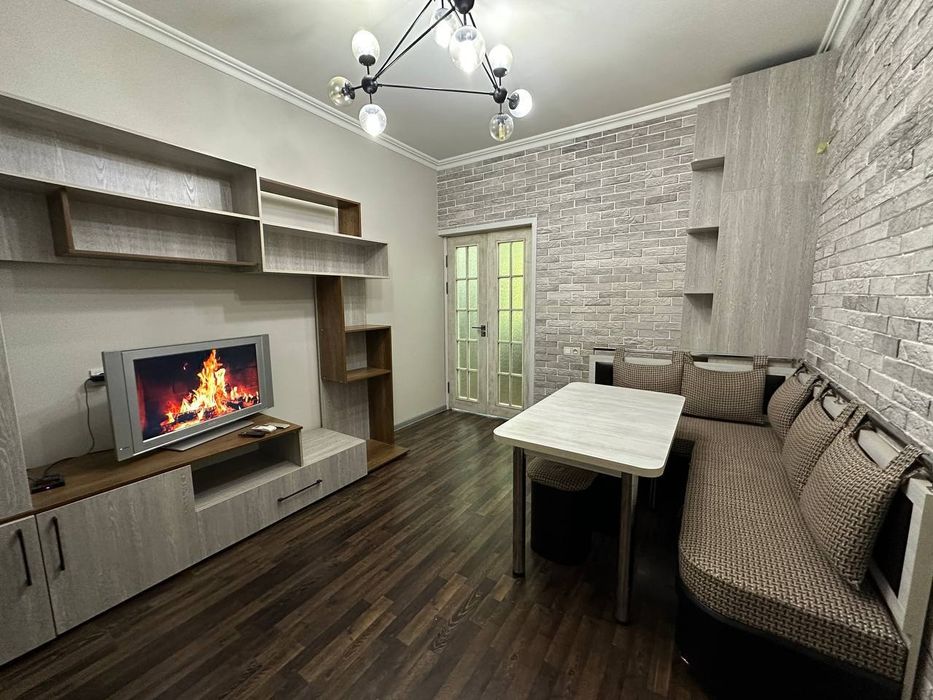 Сотилади! Сергели-7, 2>3 хонали КВ. 1-этаж (ЭЛОННИ ОХИРИГАЧА У́КИНГ)