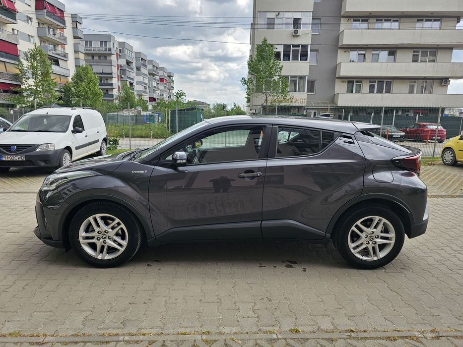 Toyota CH-R 1.8 Hybrid 122 cai 2021 Automata E-CVT