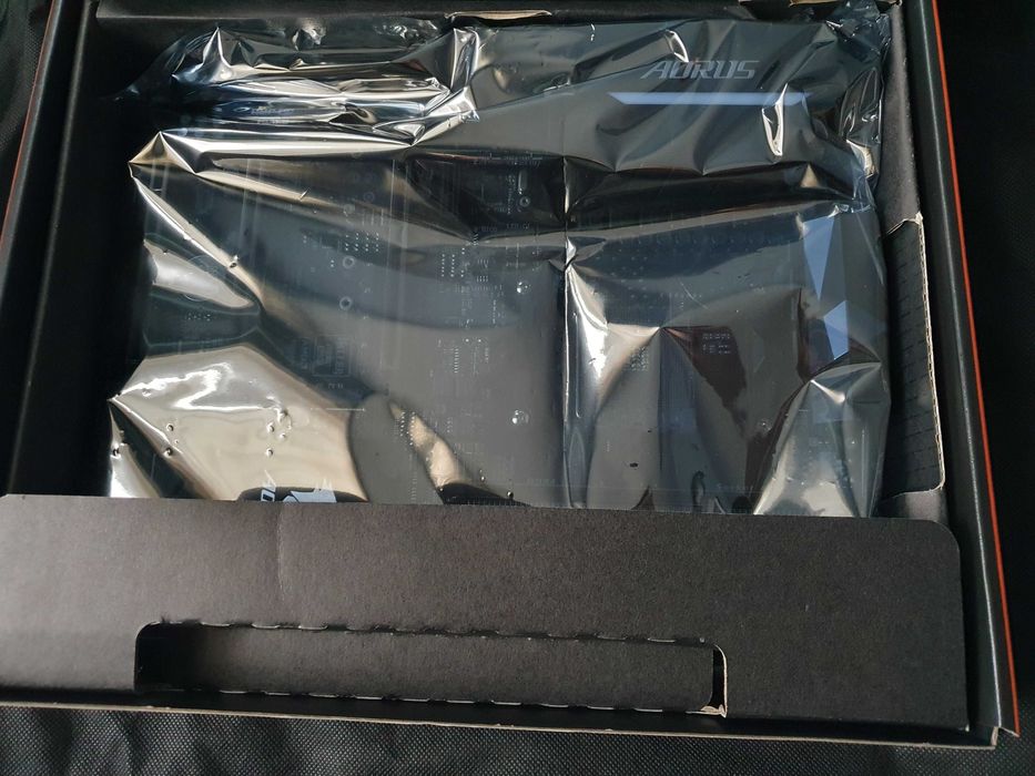 GIGAbyte GA-AX370-Gaming K7