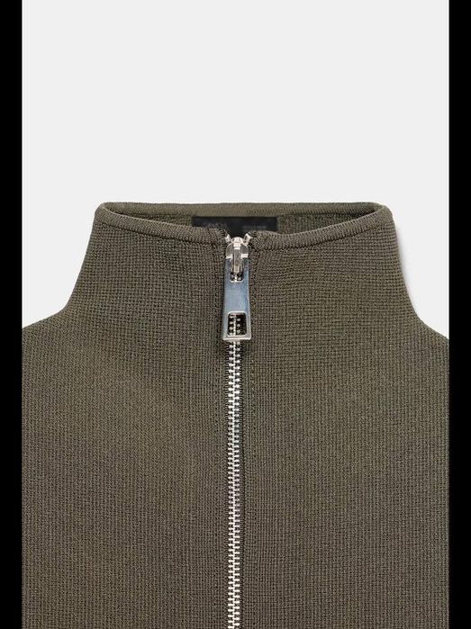 Яке/ жилетка ZARA