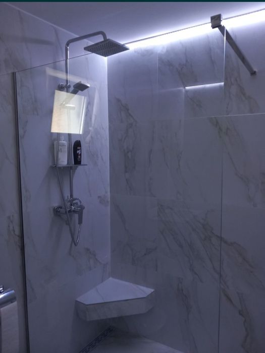 Dus/perete din sticla securizata