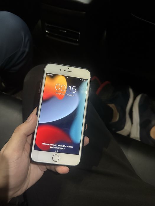 Айфон 7+ продам