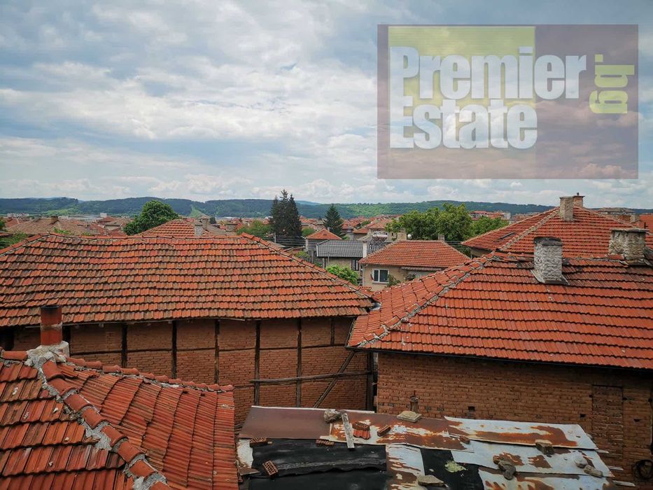 Продава се Къща в Панагюрище - 200 кв.м за 277 €/кв.м - Снимка #10