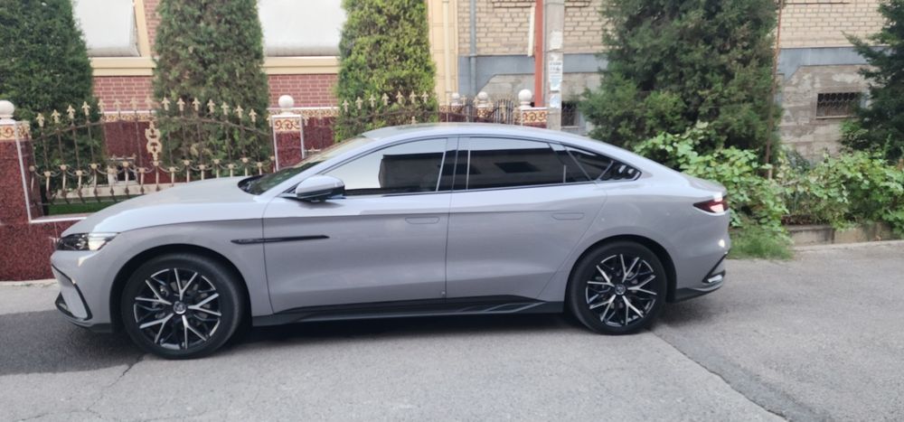 BYD Han 2024 25 restaling 506km Sotiladii