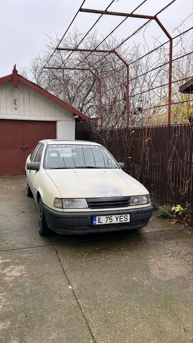 Opel vectra a 1.6i