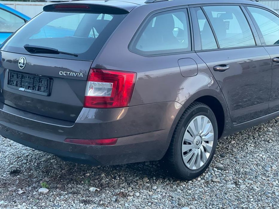 SKODA Octavia 2015 — imagine 4