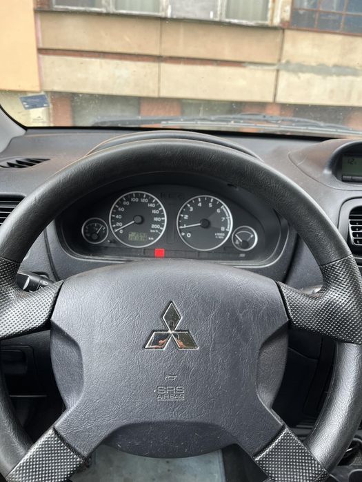 Mitsubishi space star