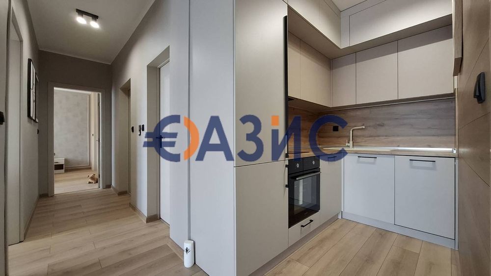 Продава се Тристаен апартамент в к.к. Слънчев бряг - 122 кв.м за 1387 €/кв.м - Снимка #3