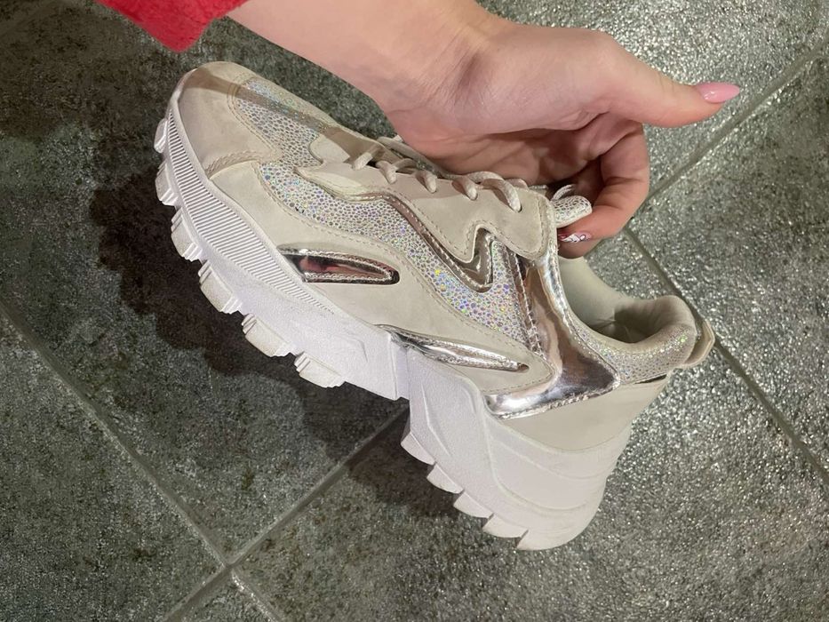 Дамски маратонки