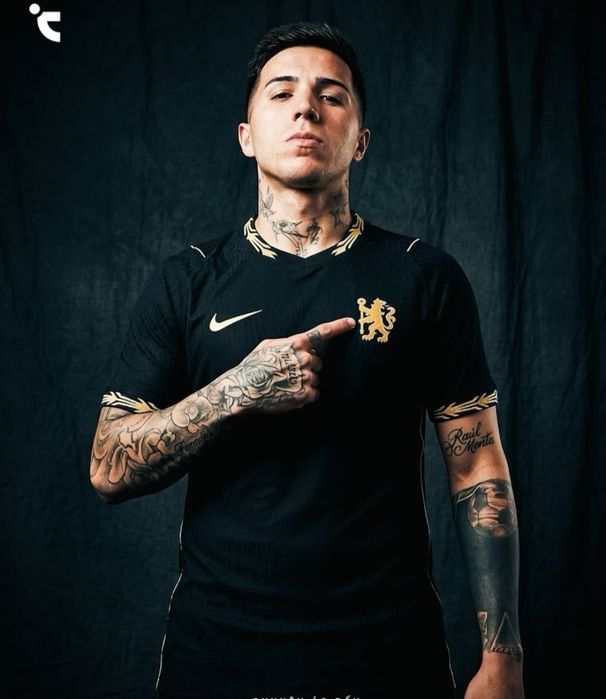 Екип Chelsea размер М и Л сезон 26/27