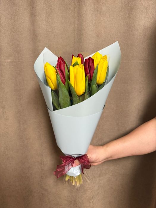 Тюльпаны розница 700