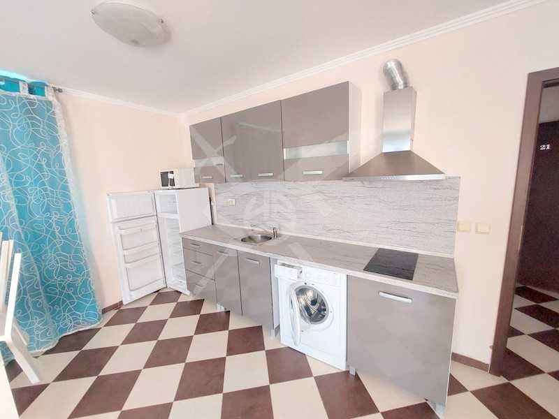 Продава се Двустаен апартамент в Созопол - 72 кв.м за 1417 €/кв.м - Снимка #3