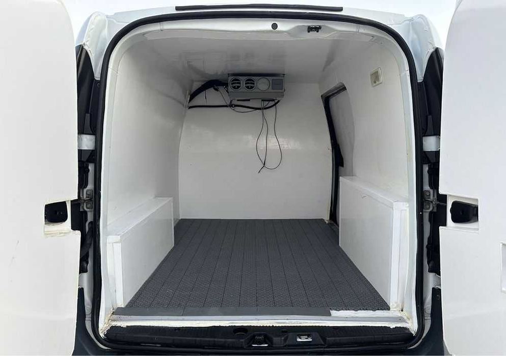 Închirieri - închiriez transport duba van frigorifica marfa fără șofer