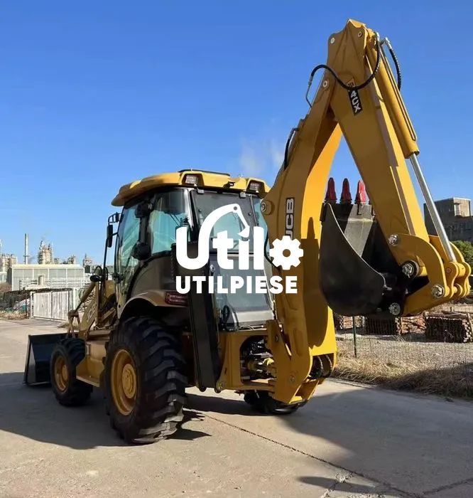 Dezmembrare Buldoexcavator JCB 3CX 3CX-4 4CX 214 215 + piese JCB