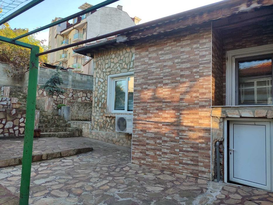 Къща в центъра на Добрич