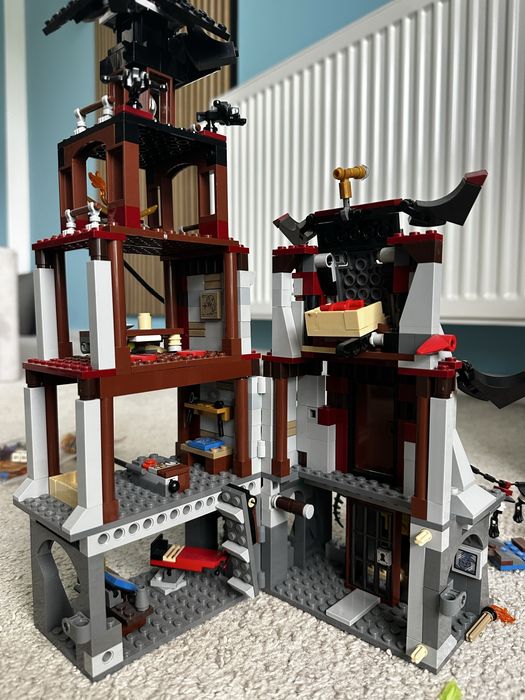 Lighthouse siege