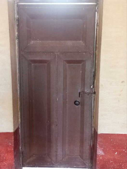 Darvoza sotiladi, Andijon