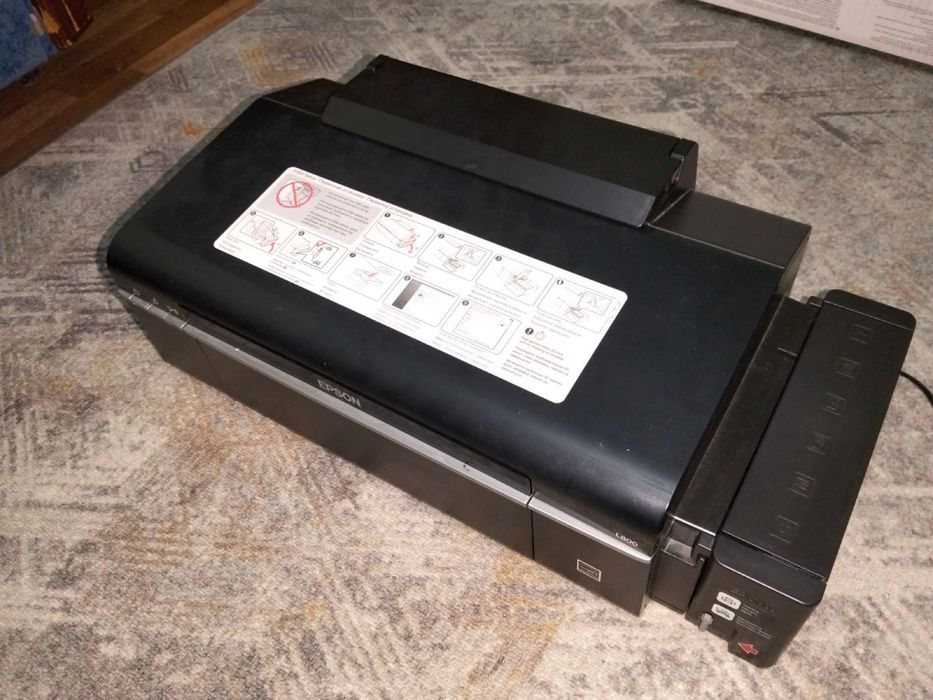 Продам принтер L 800