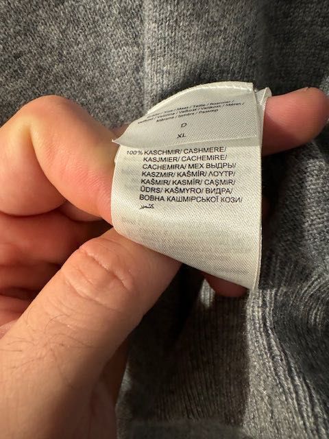 Bluze noi, din Cașmir