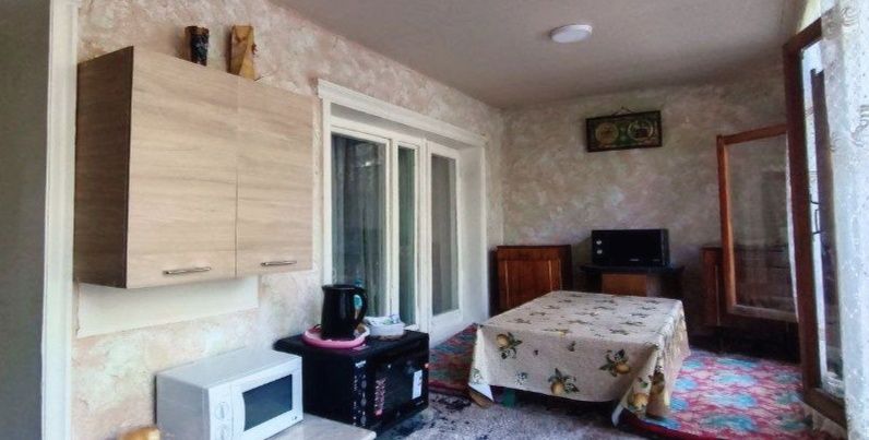 Юнусабад 18, 5/1/4 КиРпИч 77 Серия Балкон 6 на 2 Средний Ремонт