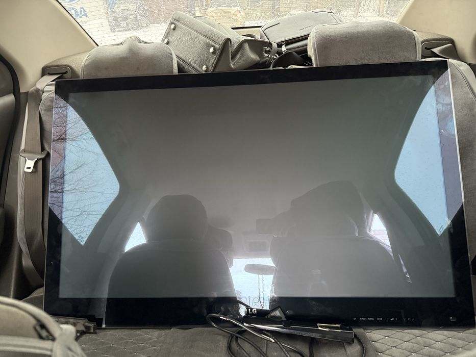 Телевизор в отличном техническом сомточнии