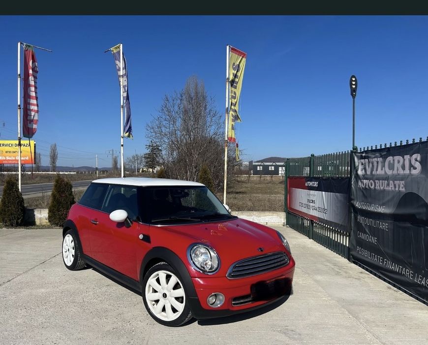 Mini Cooper 1.6i automat