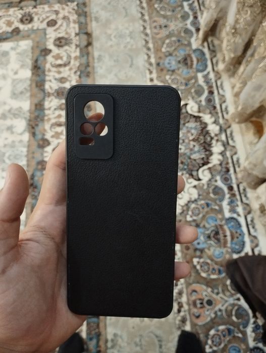 Vivo V21e 8,00+4,00гб/128/гб
