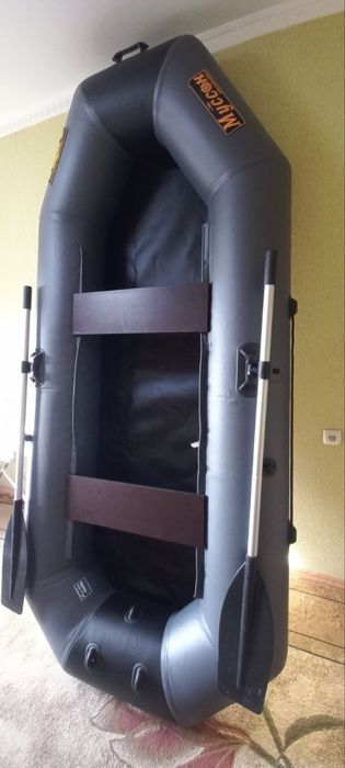 Лодка  Бриз.пвх 2.80 см.Новая.Пвх.Цвет серый.Новая!