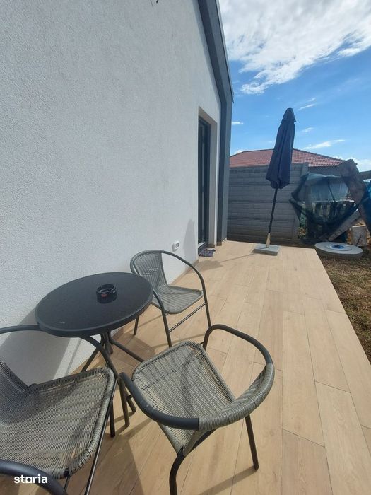 Oncea Platou- casă mica dar cochetă