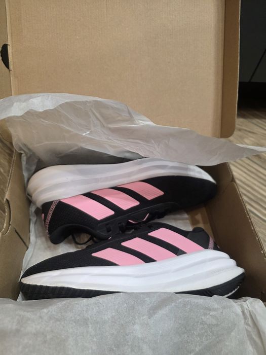 Дамски маратонки ADIDAS