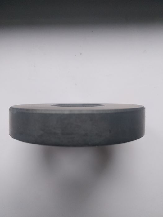 Продам  магниты для гаража