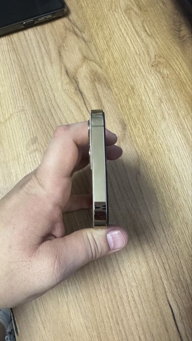 Продам Iphone 12 pro айфон 12 про