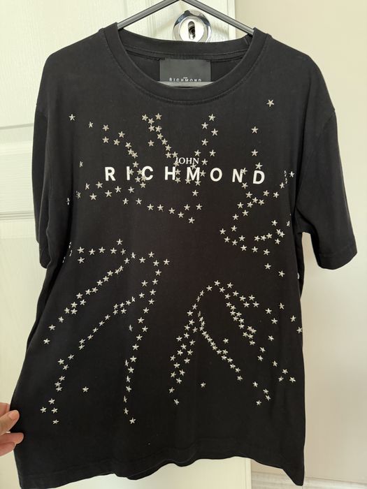 Нова! Дамска тениска John Richmond