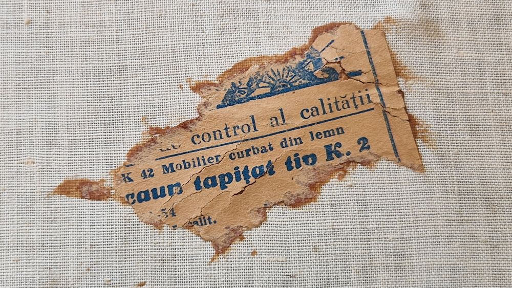 Scaune lemn tapițate