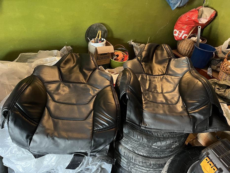 Чехлы универсальные из экокожи