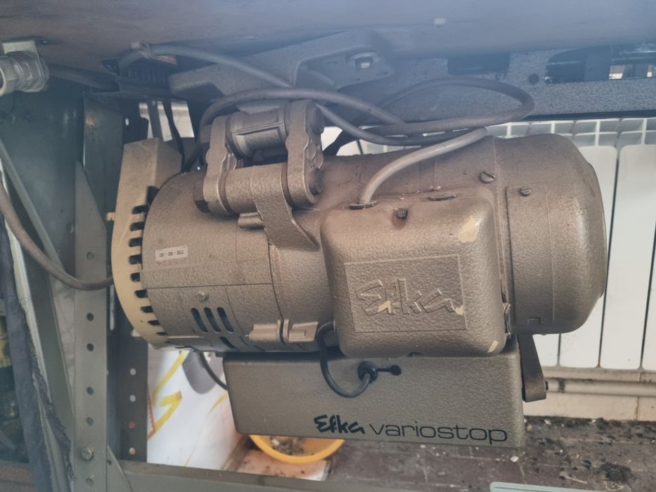 Промышленная швейная машинка DÜRKOPP