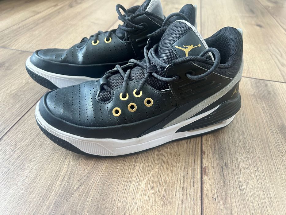 Nike Air 38 номер маратонки