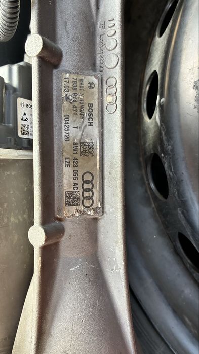 Електрическа рейка Audi B9 2017