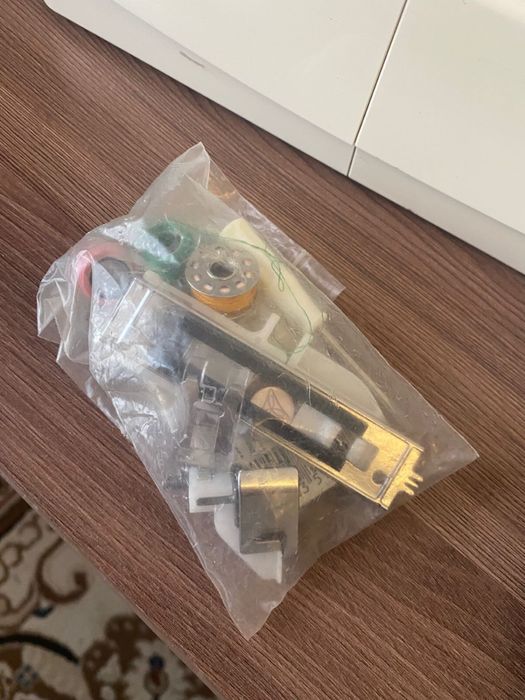 Швейная машина Janome