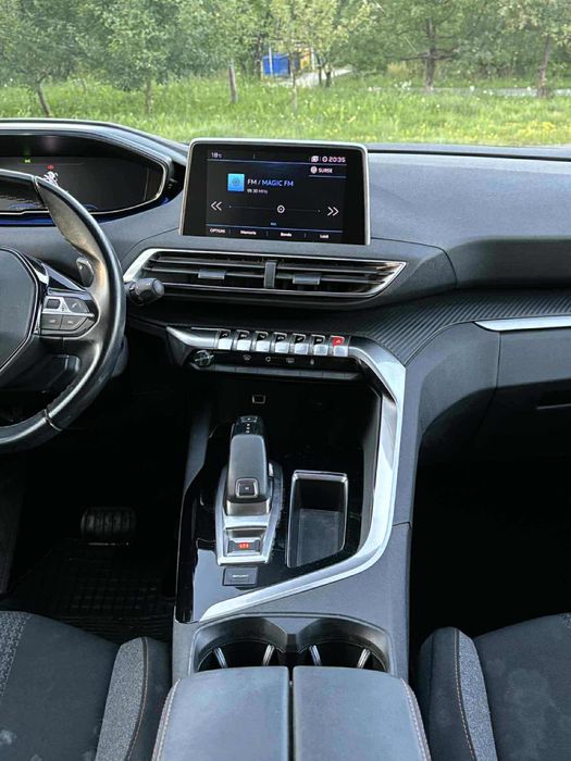 Peugoet 5008 1.5D 23.000KM 7 Locuri