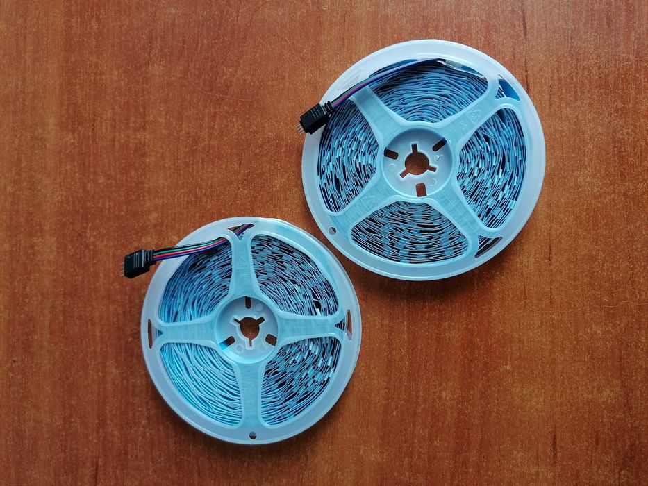 Два броя LED ленти GALAXIA