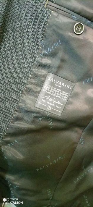 Kastyum pidjak sotiladi