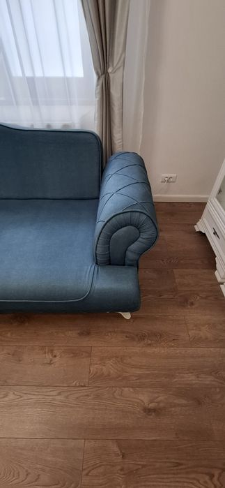 Canapea Bianca extensibilă cu ladă depozitare