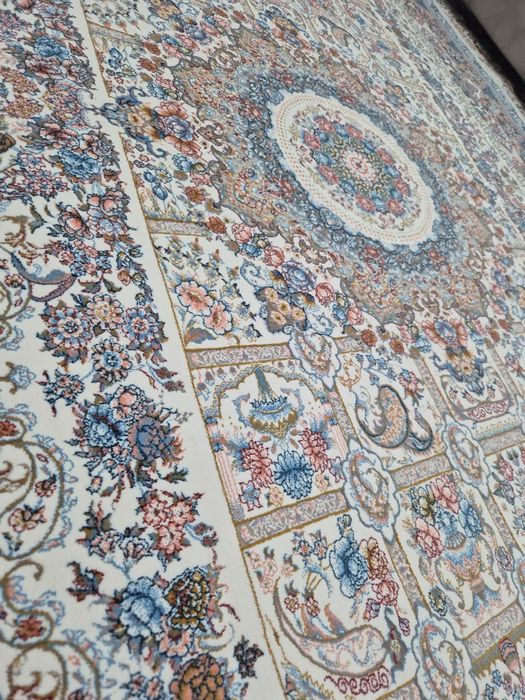 Продам новый ковер