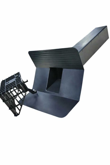 Парапетная воронка квадратного сечения с галтелью 110/100/ с листоулов